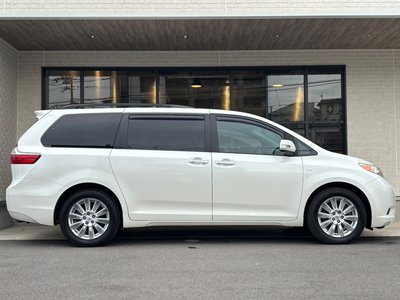 صورة 9 لـ 2017 Toyota SIENA
