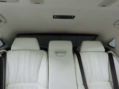 2017 Lexus LS 照片 30