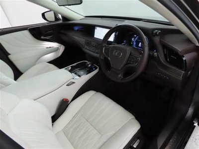2017 Lexus LS 照片 12