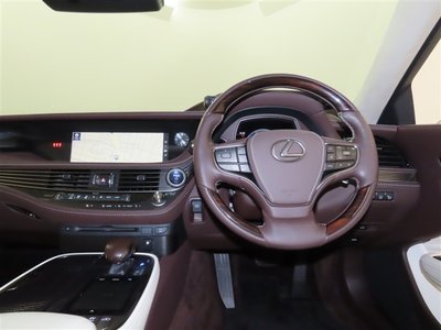 2017 Lexus LS 照片 13