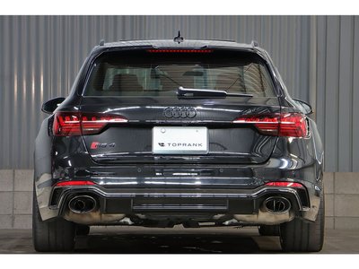 2021 AUDI RS4 AVANT photo 10