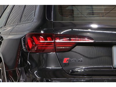 2021 AUDI RS4 AVANT thumbnail 32