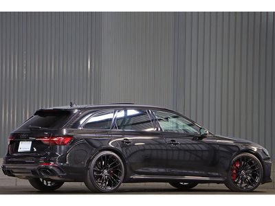 2021 AUDI RS4 AVANT photo 2