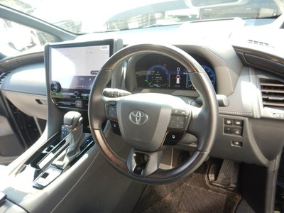 2024 Toyota ALPHARD — фото 15