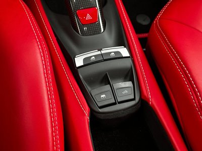 2017 Ferrari 488 SPIDER — миниатюра 33