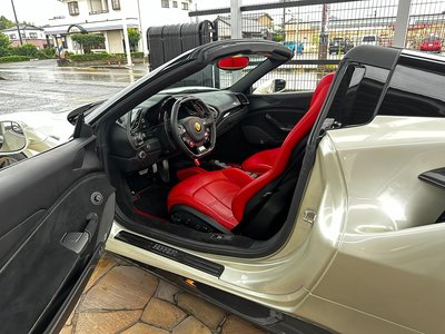 2017 Ferrari 488 SPIDER — миниатюра 65