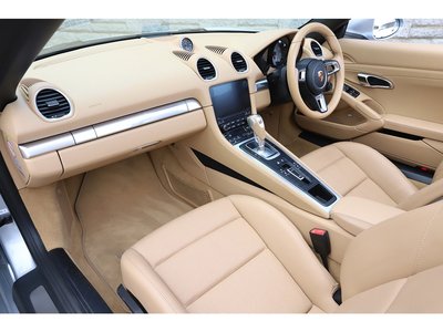 2016 Porsche 718 照片 38