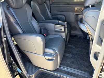صورة 13 لـ 2024 Toyota ALPHARD