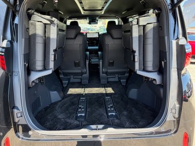 صورة 27 لـ 2024 Toyota ALPHARD