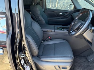 صورة 14 لـ 2024 Toyota ALPHARD