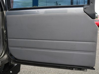 1998 Toyota LAND CRUISER 70 照片 58