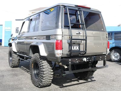 1998 Toyota LAND CRUISER 70 照片 34