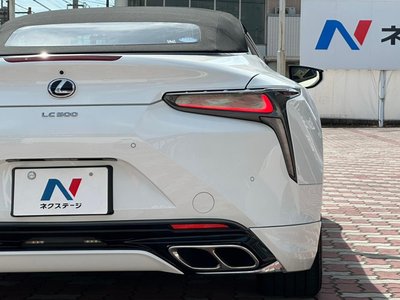 صورة 27 لـ 2021 Lexus LC CONVERTIBLE