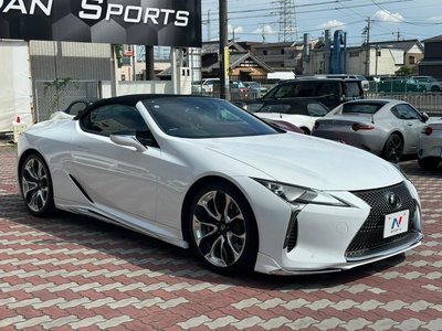 صورة 16 لـ 2021 Lexus LC CONVERTIBLE