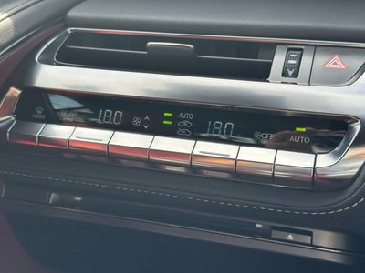 صورة 47 لـ 2021 Lexus LC CONVERTIBLE