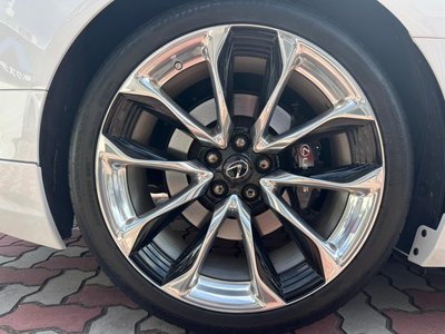 صورة 30 لـ 2021 Lexus LC CONVERTIBLE