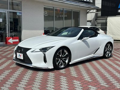 صورة 24 لـ 2021 Lexus LC CONVERTIBLE