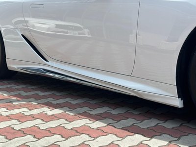 صورة 23 لـ 2021 Lexus LC CONVERTIBLE