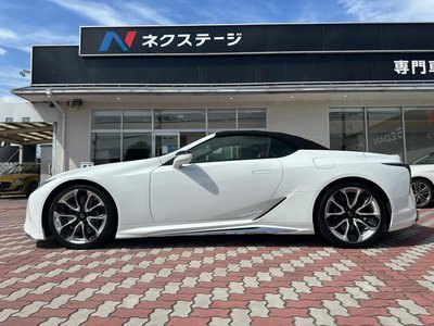 صورة 15 لـ 2021 Lexus LC CONVERTIBLE