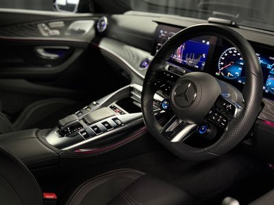 صورة 5 لـ 2022 Mercedes-BENZ GT AMG