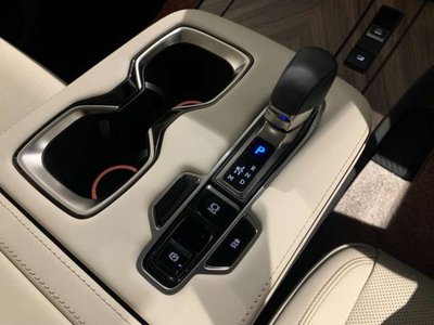 2024 Lexus LM 照片 36