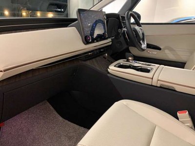 2024 Lexus LM 照片 70