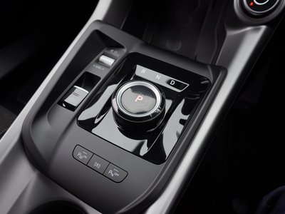2026 ALFA Romeo TONALE 照片 77