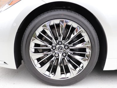 2021 Lexus LS thumbnail 26