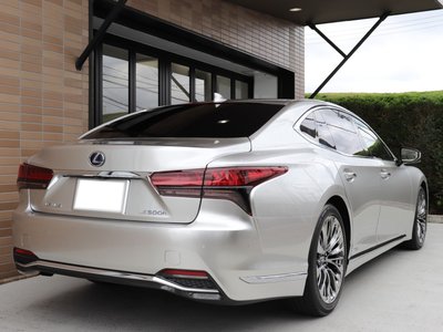 2021 Lexus LS photo 12