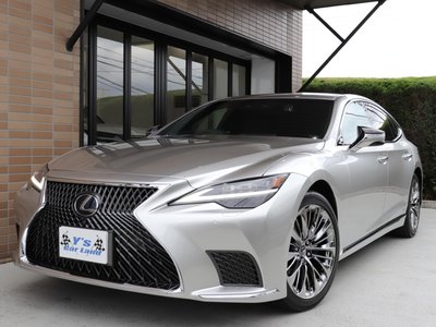 2021 Lexus LS photo 11