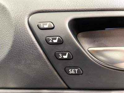 2022 Lexus IS photo 6