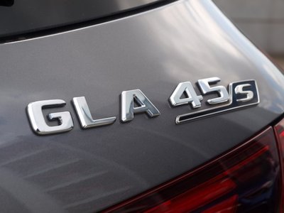 2025 Mercedes-BENZ GLA AMG thumbnail 38