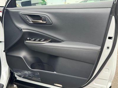 صورة 67 لـ 2025 Toyota CROWN SPORT