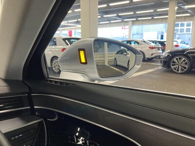 2023 AUDI A8 photo 12