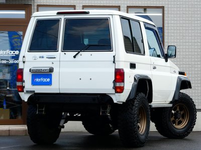 1999 Toyota LAND CRUISER 70 照片 16