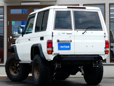 1999 Toyota LAND CRUISER 70 照片 12