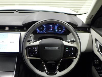 2025 LAND Rover RANGE ROVER VELAR thumbnail 35