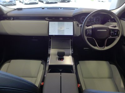 2025 LAND Rover RANGE ROVER VELAR thumbnail 33