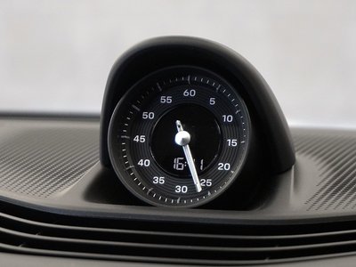 صورة 14 لـ 2021 Porsche TAYCAN
