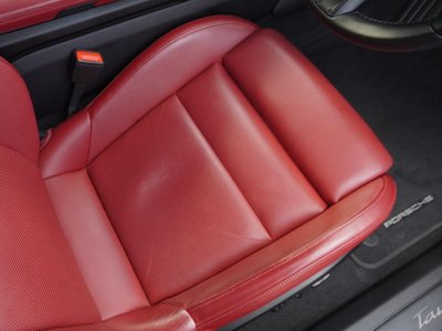 صورة 18 لـ 2021 Porsche TAYCAN