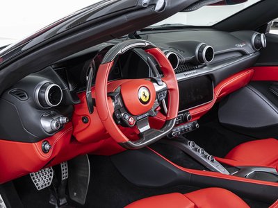 صورة 14 لـ 2022 Ferrari PORTOFINO M