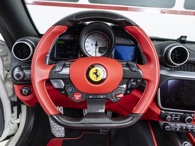 صورة 15 لـ 2022 Ferrari PORTOFINO M