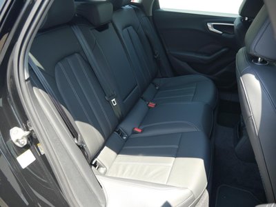 2025 AUDI A5 AVANT 照片 9