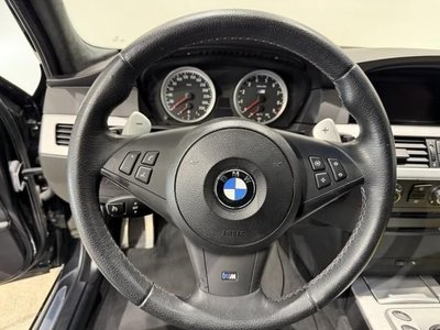 2006 BMW M5 — миниатюра 7