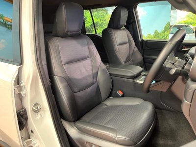 صورة 10 لـ 2025 Toyota LAND CRUISER 250