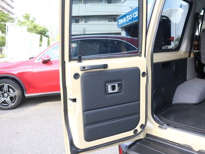 صورة 44 لـ 2025 Toyota LAND CRUISER 70