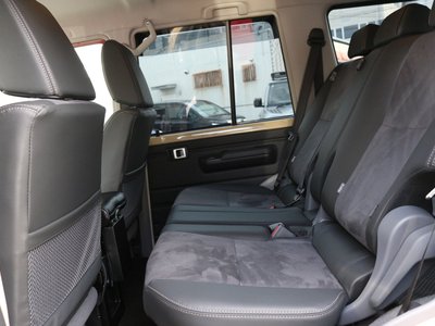 صورة 16 لـ 2025 Toyota LAND CRUISER 70