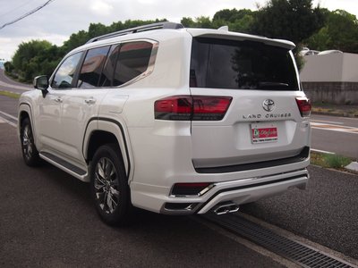 صورة مصغرة 54 لـ 2026 Toyota LAND CRUISER 300