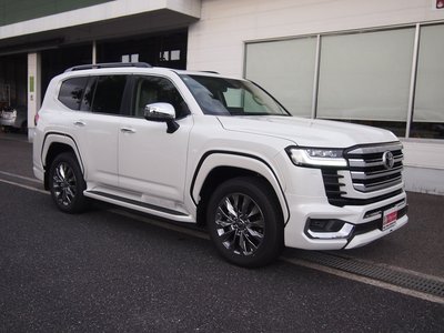 صورة مصغرة 61 لـ 2026 Toyota LAND CRUISER 300