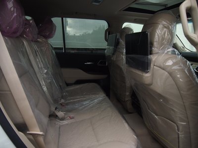 صورة مصغرة 19 لـ 2026 Toyota LAND CRUISER 300